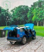 تویوتا لندکروز